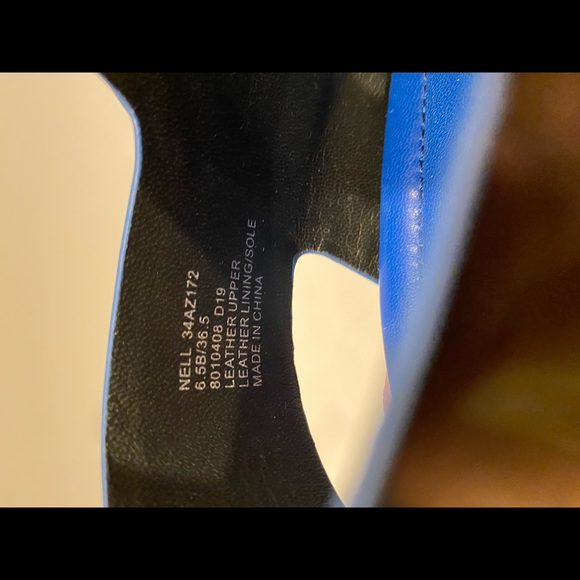 BCBGMaxAzria Nell sandals Heels black blue 6.5 - Picture 9 of 11